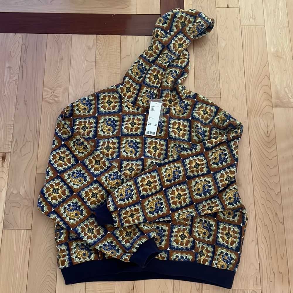 Urban Outfitters Sweatshirt (NEW w/ tags)